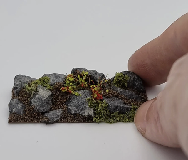 Hand-crafted flower border rocky edging for OO gauge model railways; pack of 3