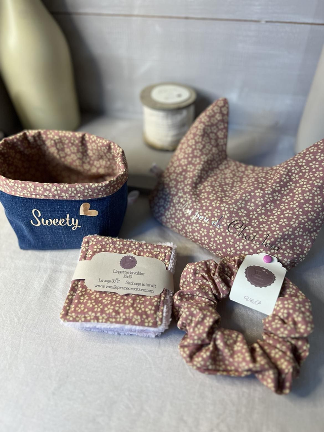 Assortiment douceur lingettes lavables, panier assorti, bouillotte sèche et chouchou offert!