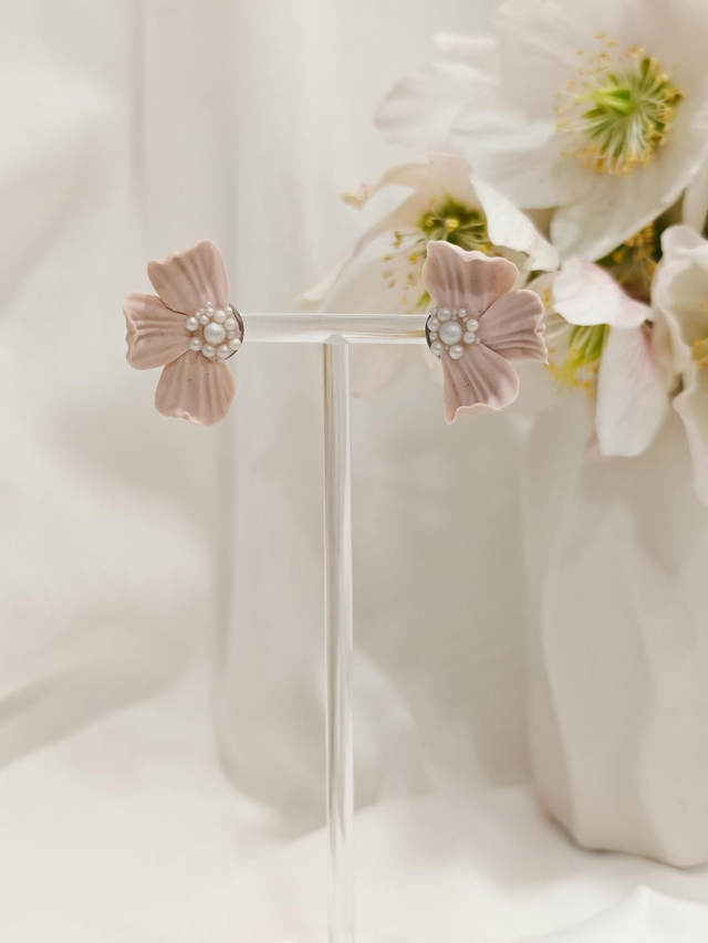 Dusty pink - Spring edition velik cvet s perlicami 