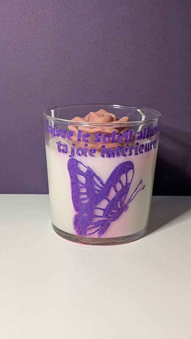 Bougie en verre Gravée &quot;Papillon Tropical&quot; – Rose parfum Mangue Papaye