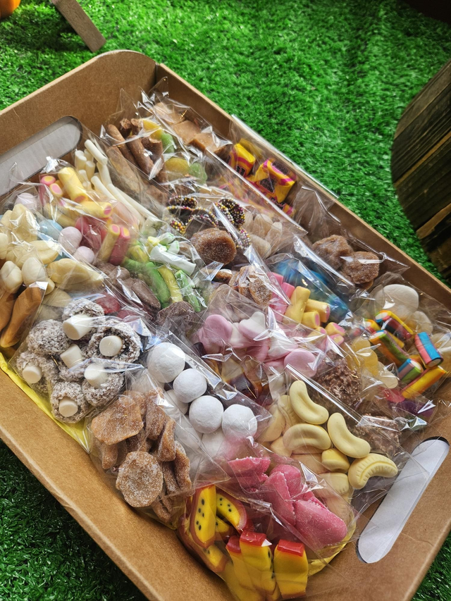 The 30 choices hamper 