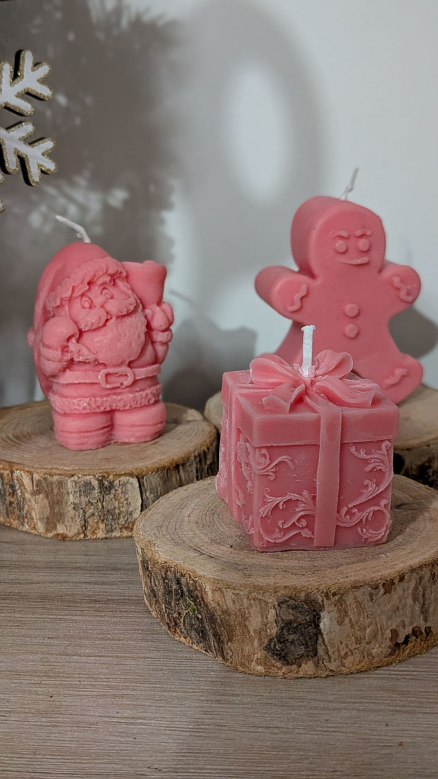 Bougie moulée de Noël – Parfum Linge Frais