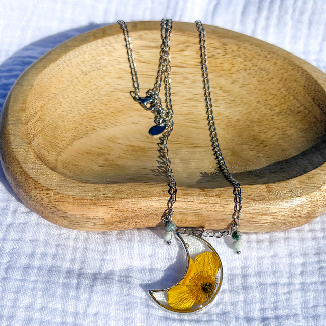 Collier « Lune & Bouton d’or » – Agate arbre & acier inoxydable