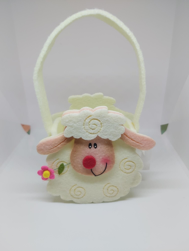 cestino in panno decorato