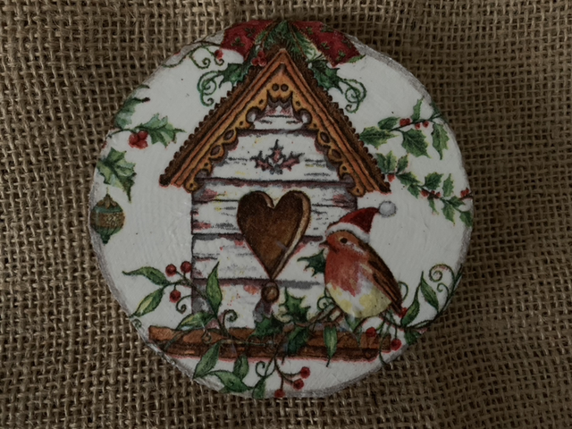 ‘Festive Robin’ candle plate