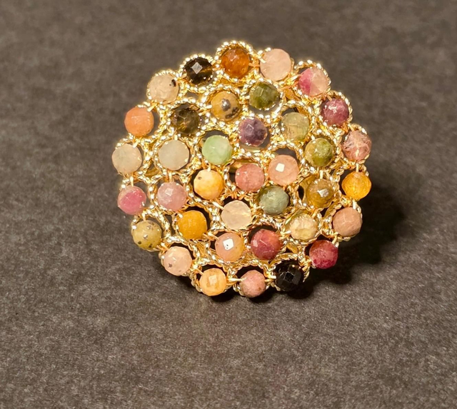 Base in bronzo placcato oro 24k, inserti in cristallo naturale fantasia