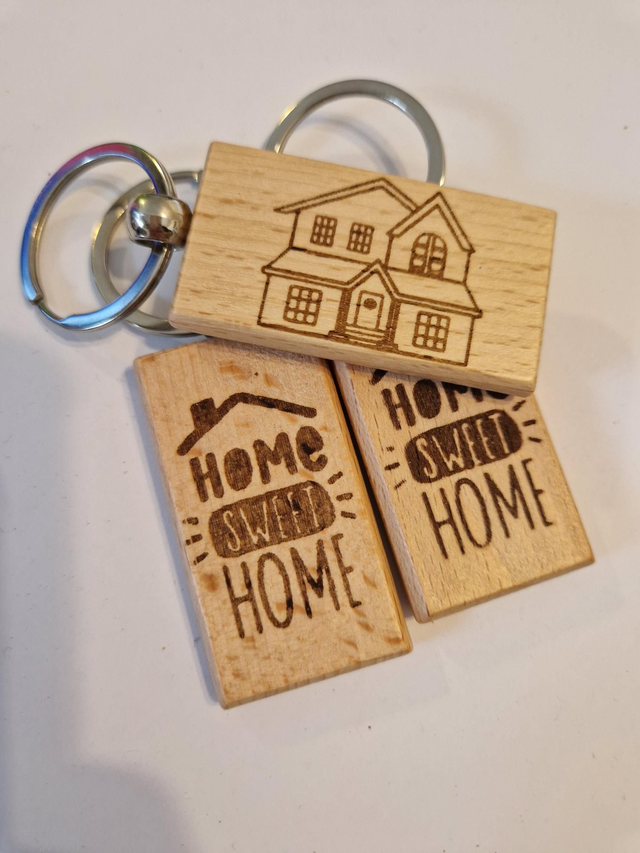 Premium Beech Home Sweet Home Keyring