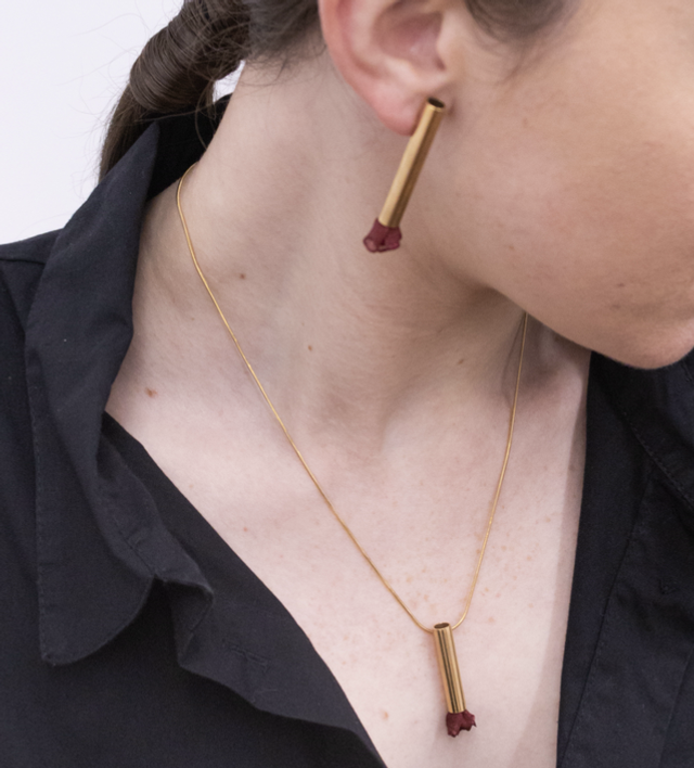 Colar Reto Vertical AGP01R001