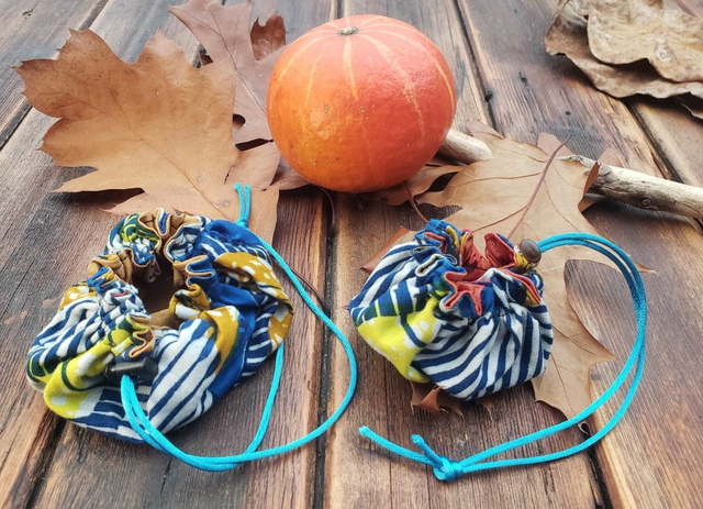 Pochette bourse -- Bleu jaune blanc