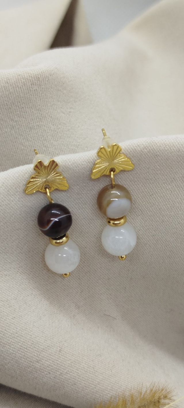 Clous d'oreilles en pierres naturelles de 8 mm (agate marron, pierre de lune)