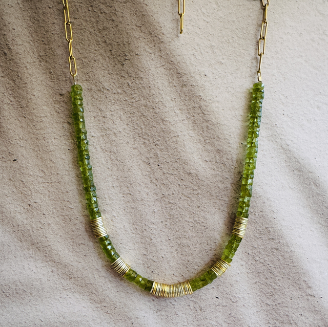 Collier Heishis Sainte Anne