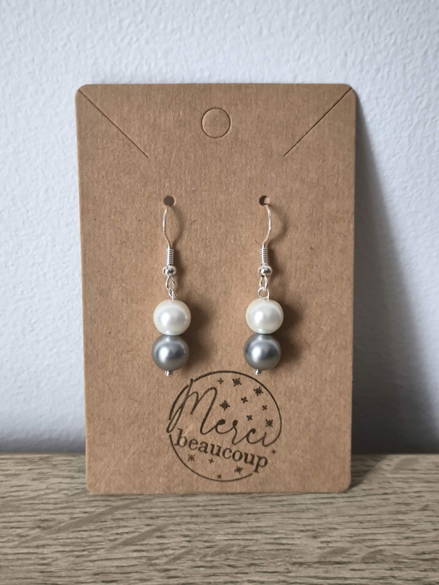 Boucles d’Oreilles Perles de Majorque Blanches et Anthracite – Bijoux Élégants en Acier Inoxydable