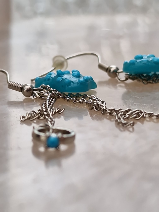 Boucles D'oreilles Argentées Fraise Bleu Bague Argenté Strass