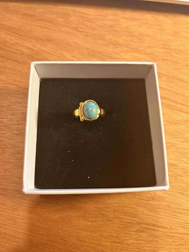 Turquoise big stone
