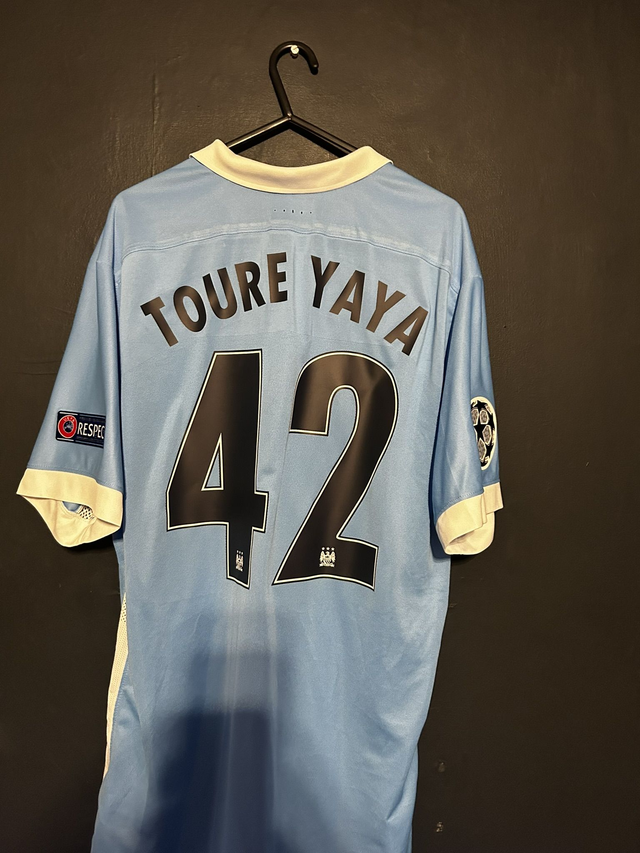 (XL) Manchester City 2015-16 Home (Player Spec) / TOURE YAYA 42