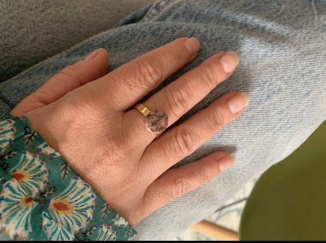 Bague avec cabochon plat 12 mm en pierre naturelle Rhodonite