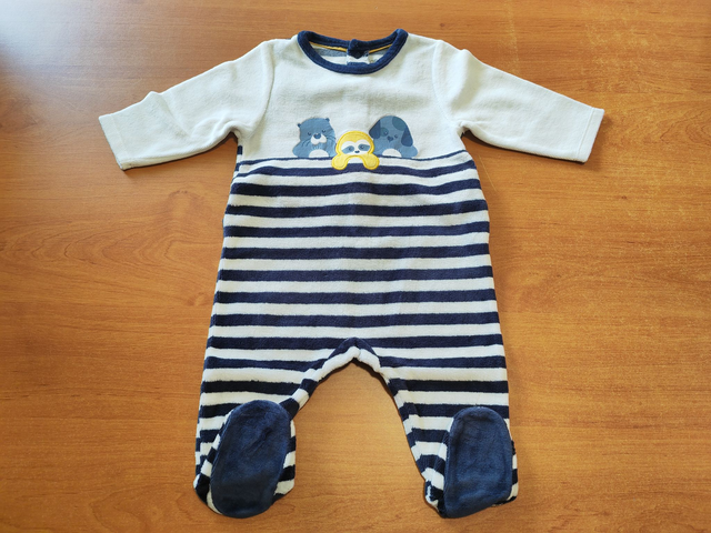 Pyjama rayé en 3 mois