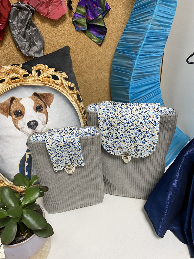 Parce que les livres n’aiment pas les coins cornés – pochette pour livre faite main📖