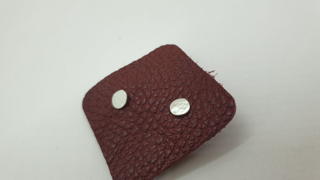 Puces d'oreilles "Pluie mêlée" – Argent massif martelé