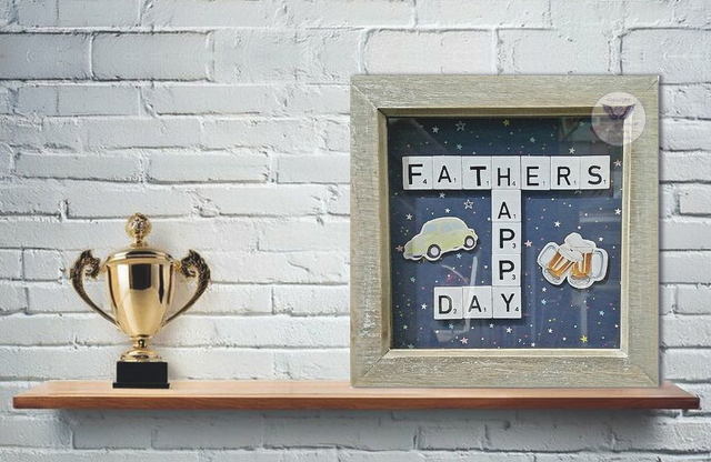 FDA20B: Fathers Day Box Frame
