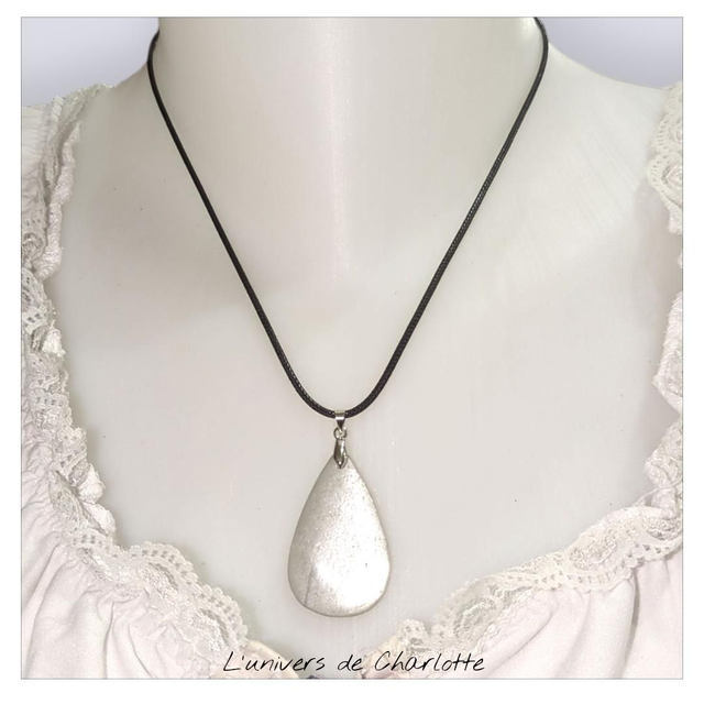 "Pierre de lune" - Pendentif sur cordon - PN-064