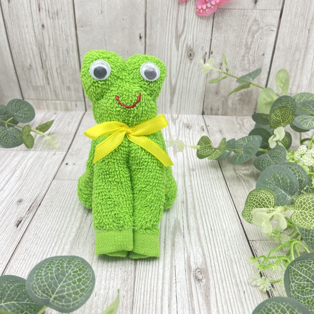 Frog Flanimal⢠reusable cotton flannel