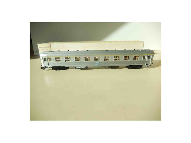 voiture inox Victor Weiss A9j Europolitrains 14001 H0