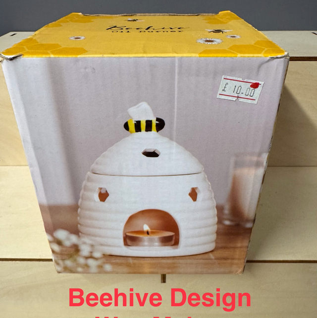 Beehive Design Wax Melter