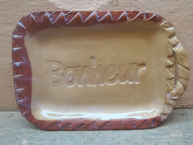 Plat rectangle mono-anse beige