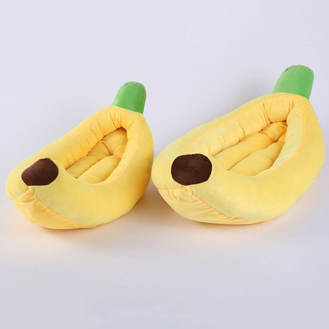 CUCCIA FORMA DI BANANA 65X35