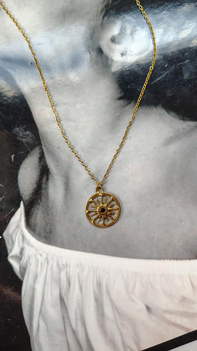 Collana con sole 