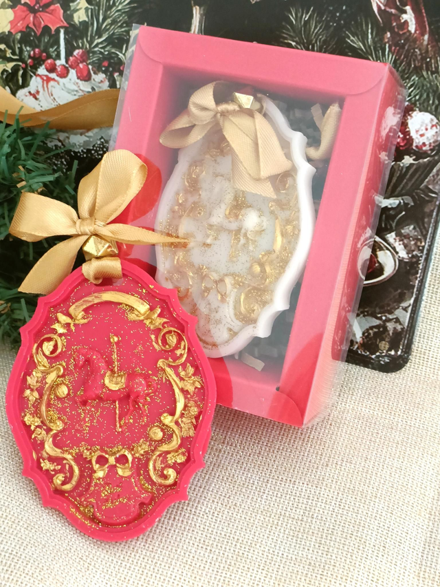 Suspension parfumée &quot;Carrousel&quot;