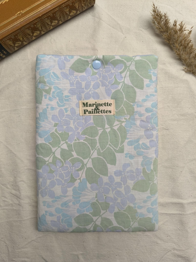 Pochette à livre de poche - fleurs bleues et vertes