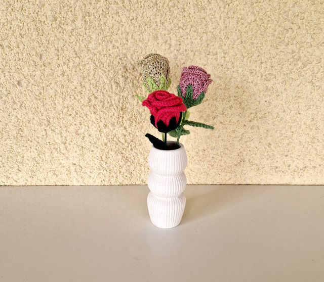 Ensemble roses et vase