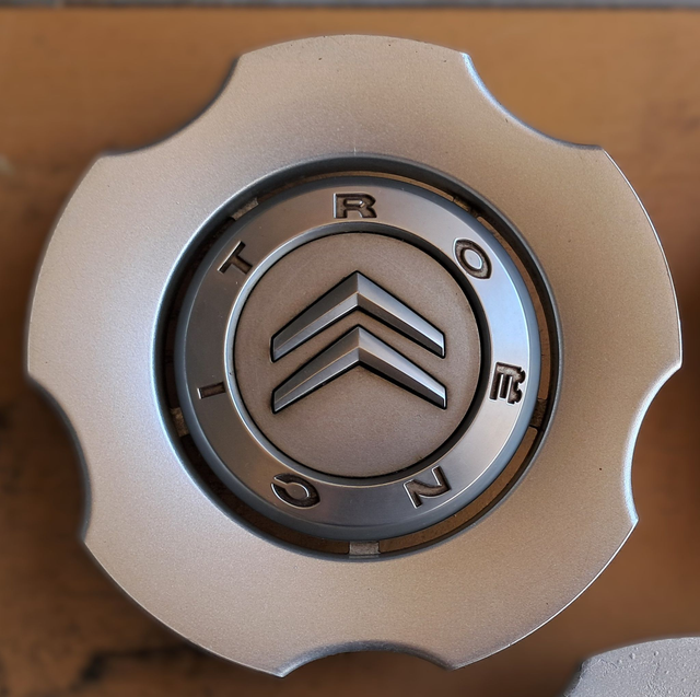 Enjoliveur Citroën cache moyeux Xsara Picasso modèle Melbourne Occasion 