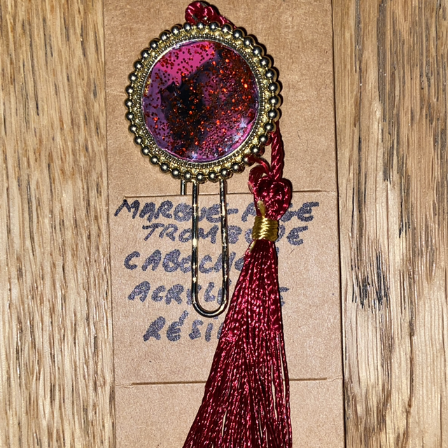 Marque-page bijou trombone acrylique 