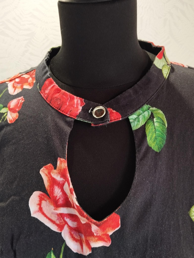 Robe Hearts Roses Black Red Roses T42/44