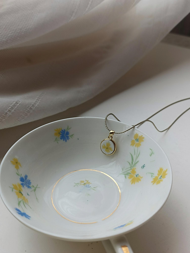 Pendentif rond - porcelaine - Chapus Limoges - no.1