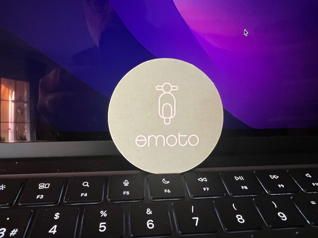 Tarjetas redondas tamaños de 4 cm a 8 cm de diametro, 199 unidades impresas doble cara color.