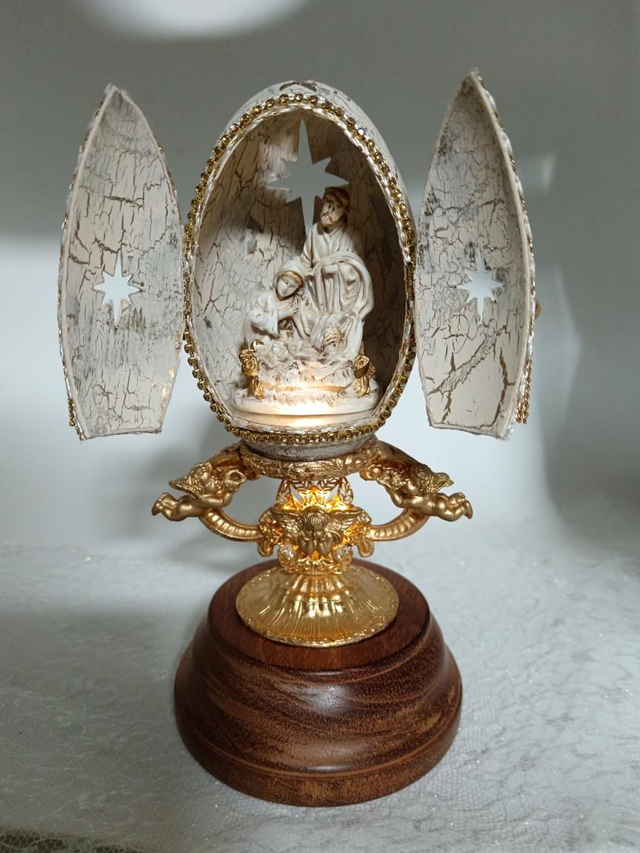 Goose egg on a hard wood base light up Nativity 