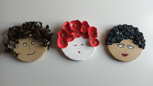 VISAGE, fait main, décoration unique, papier mâché, 22 cm de haut