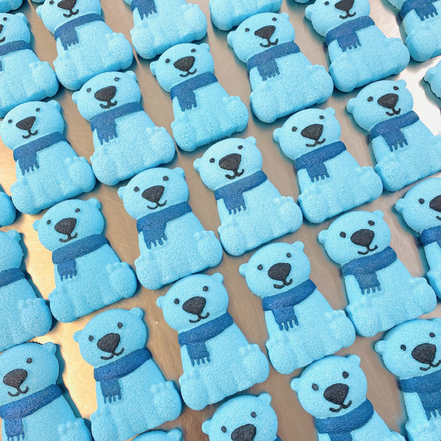 Polar Bear Bath Bomb in Snow Faerie