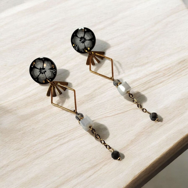 Boucles d'oreilles Flora gris blanc