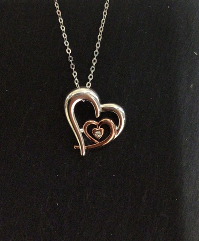 Jewellery Intricate Hearts Necklace 
