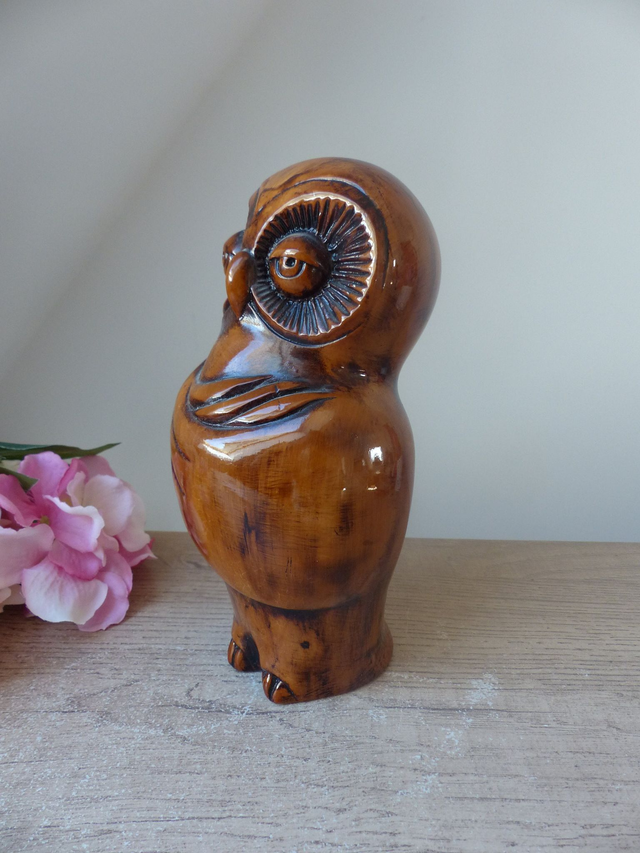 Chouette Zen Polychrome en Résine Marron : Sculpture Apaisante pour Ajouter une Touche Asiatique à Votre Décor, Sagesse et Sérénité Maison