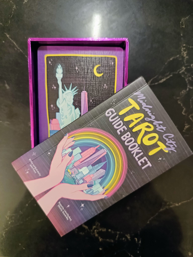 Midnight City Tarot: the best New York-themed Tarot deck * by Jackie Gallina