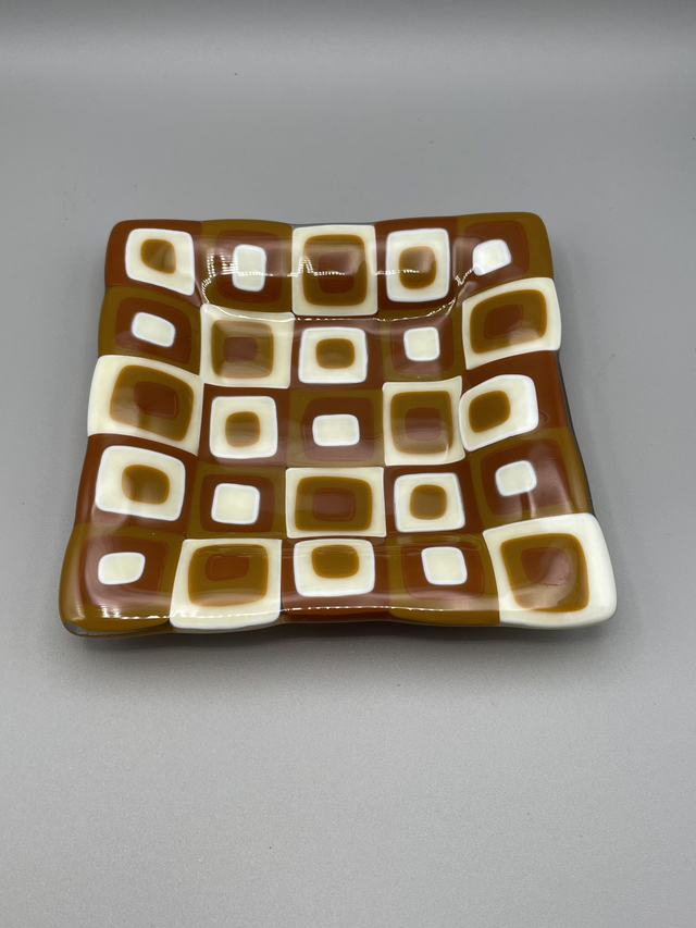 Toffee and Cream Stacked Effect Dish