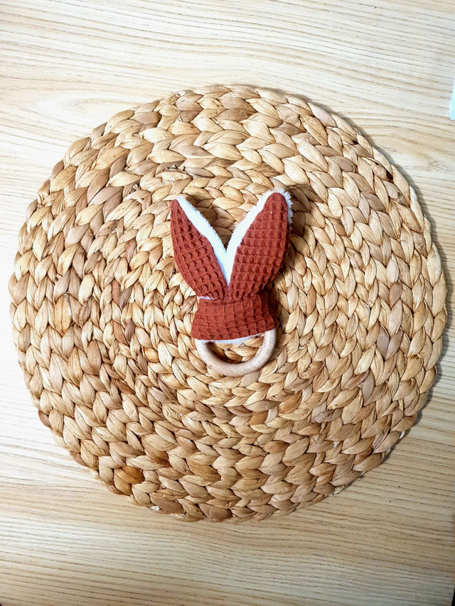 Hochet/anneau de dentition