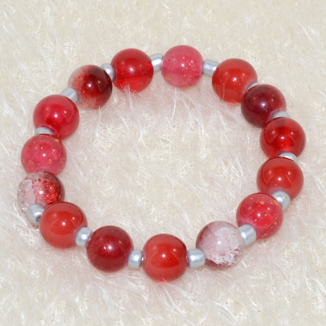 B3 - Bracelet perles verre cerise et perles métal