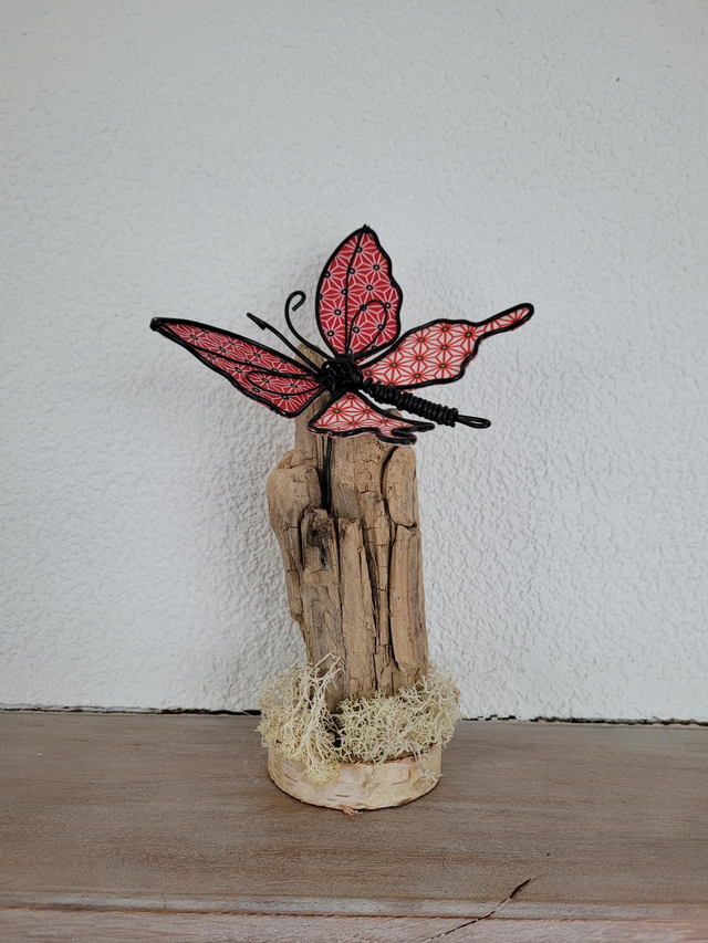 P21 Papillon tissu bois 